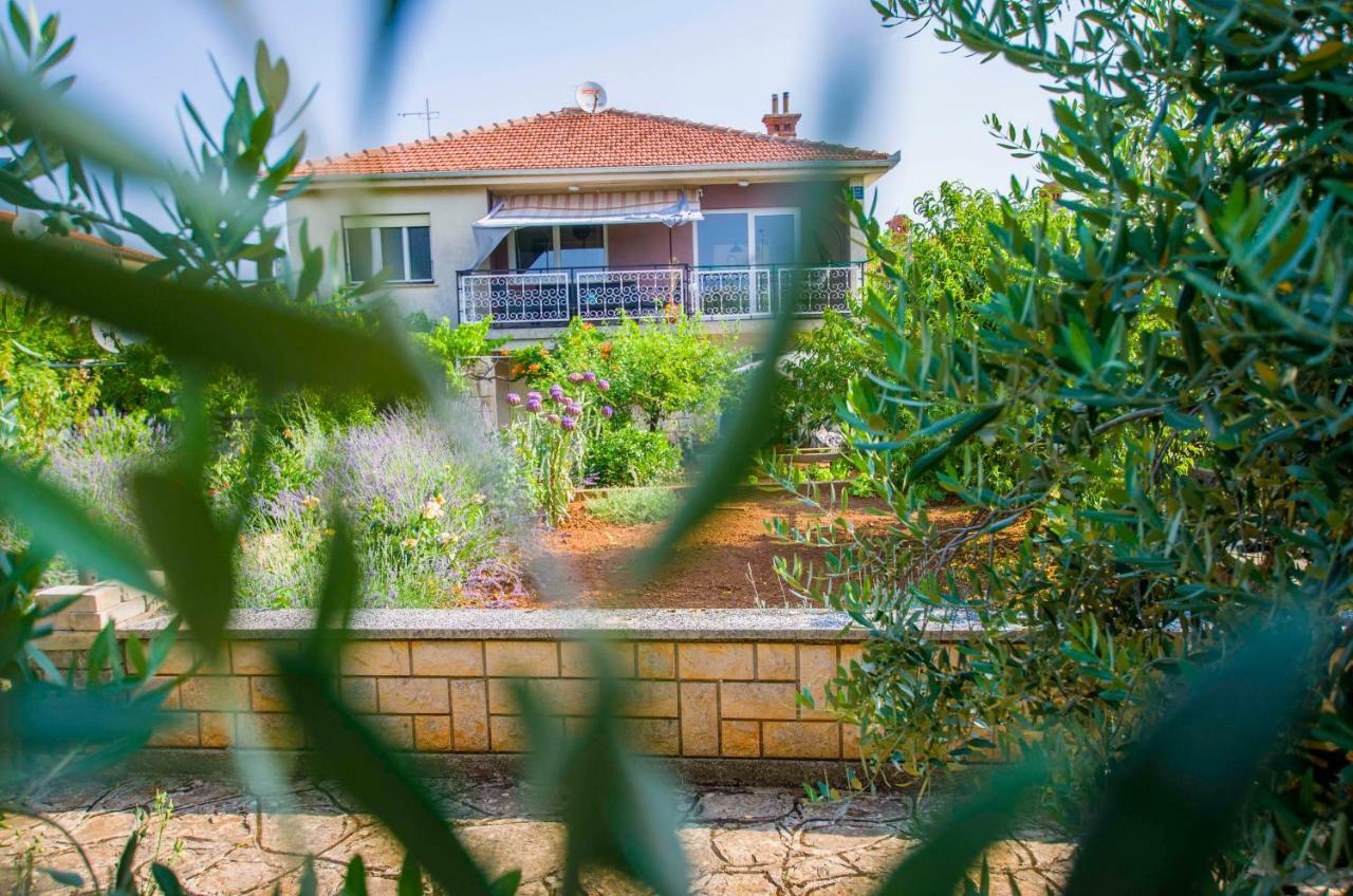 "Andrija" Apartmen'S Банджоле Экстерьер фото